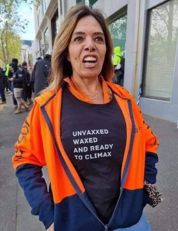 camille_alayne's tweet photo. @chriswild 🤣😂🤣 https://t.co/bU8utQEgCP