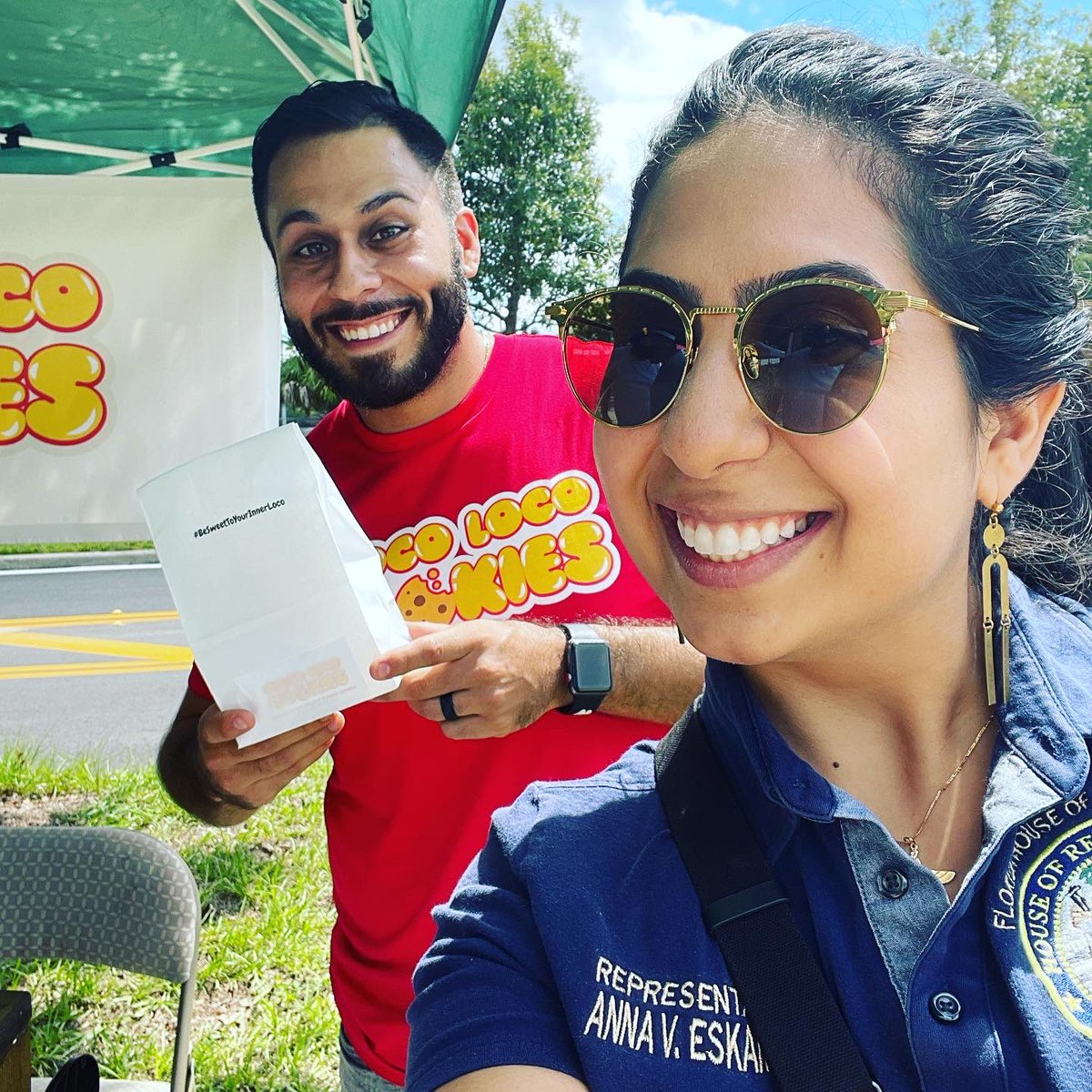 AnnaForFlorida's tweet photo. It was so awesome to stop by the Conway Community Market at Barber Park! Shoutout to all of the event organizers and small business owners like @chocolococookie and Peace Petal Art! 💓 https://t.co/KpPzh4mjhL