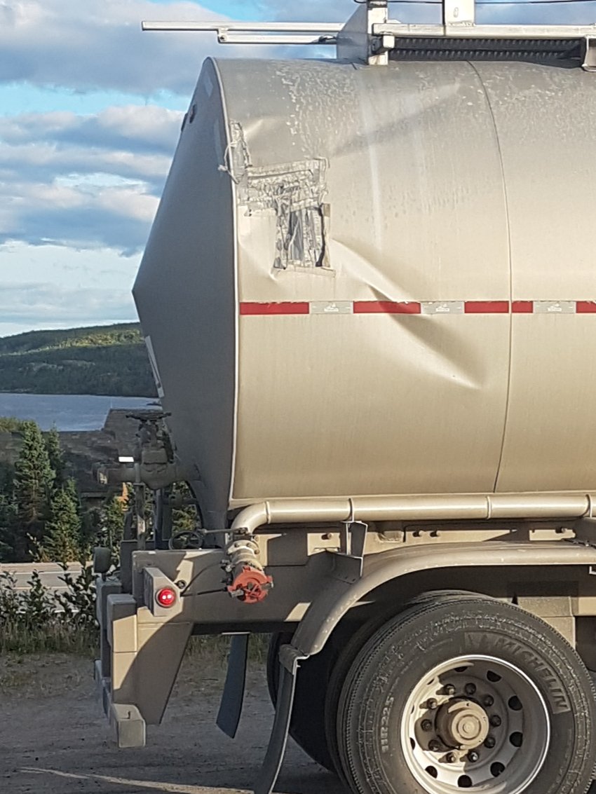 OurLabrador's tweet image. Throw some duck tape on her boy, good to go