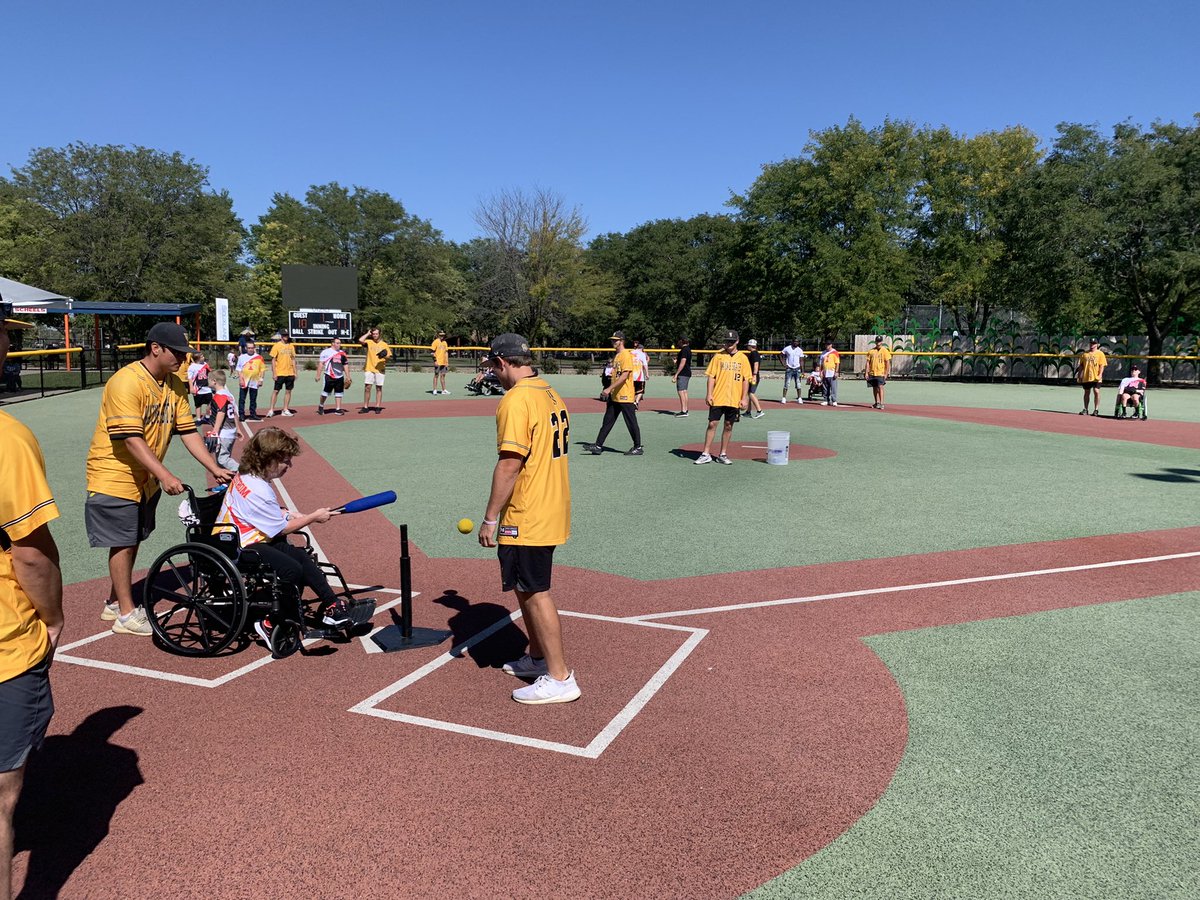 The Cats are out spending the afternoon with <a href="/MiracleLeagueSC/">MiracleLeagueSC</a>! Great experience for all of our guys! Oh, and also got to see our team manager Jess Gibson hit some dingers!