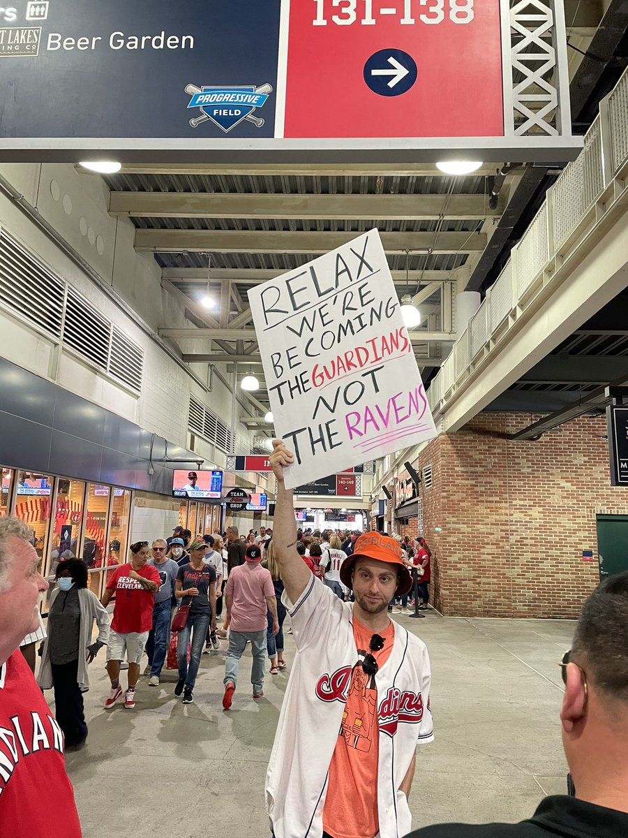 vincethepolack's tweet image. 