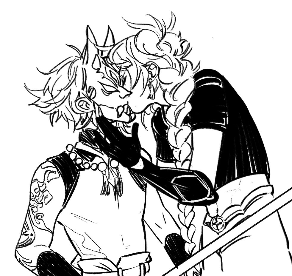 на камешке стоит