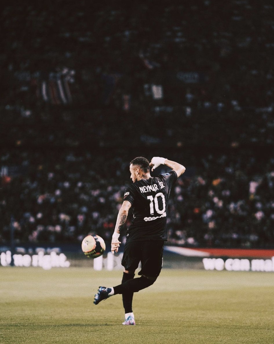 Footballtweet's tweet photo. How's your touch? ⚡️ 

📸: @ben_views https://t.co/ndxDT8JSia