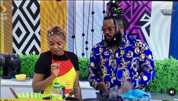 itswhitemoney's tweet image. Sad to see my friends leave tonight, but I’m grateful for the bond we’ve made and all the great things we are about to achieve outside the house. All the best to @queenmatang @Niniofficiall @SagaDeolu , from now on, it’s all the way up🙏🙏

#BBNaija