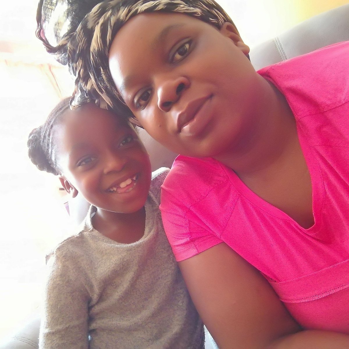 gamede_sanele's tweet photo. The CEO and the future CEO 🙌🙌

#ItsPossibleBecauseItsDoable https://t.co/uKC4BFGauK