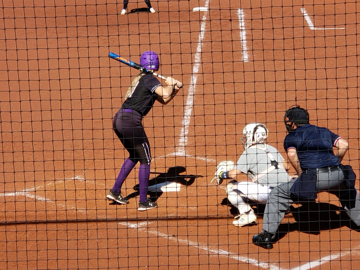 AWHS Softball tweet media