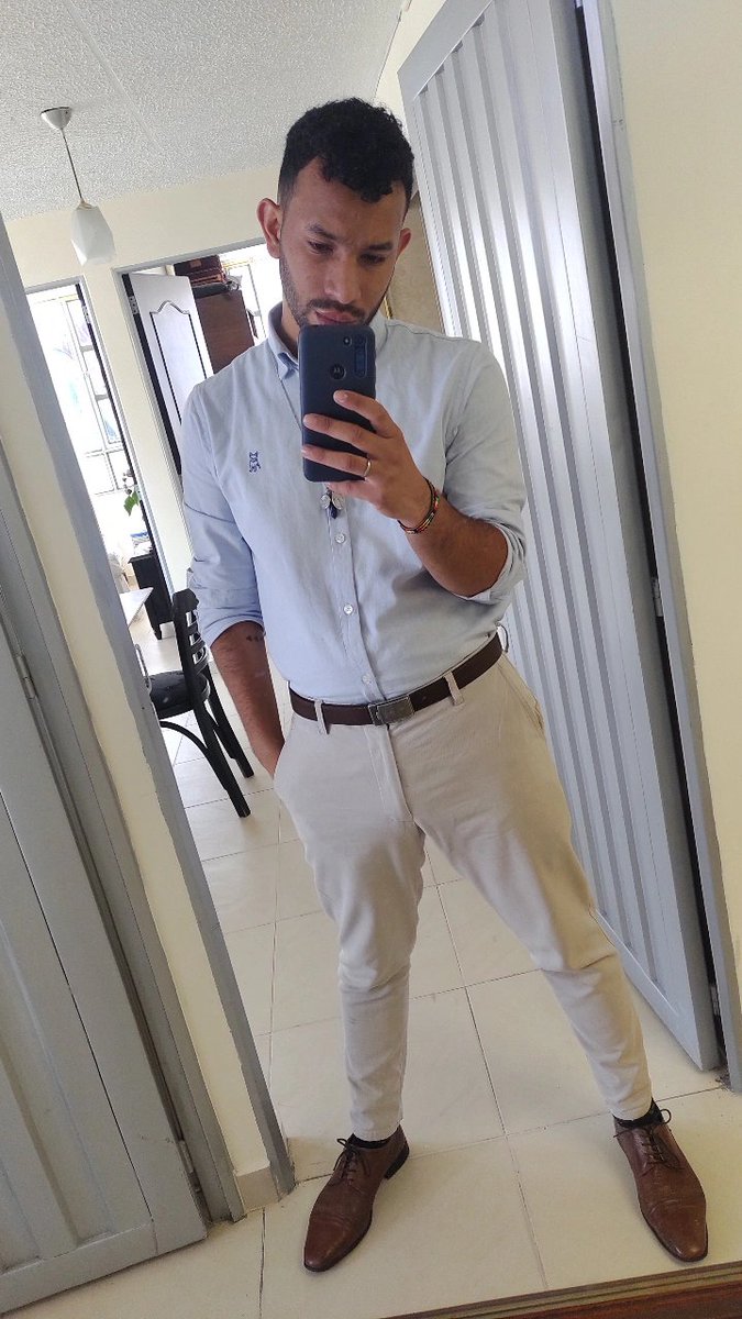 cummecol's tweet photo. Se que la verdadera belleza está en el interior, por eso quiero estar bien dentro de ti. https://t.co/jdLsgQ2iN6