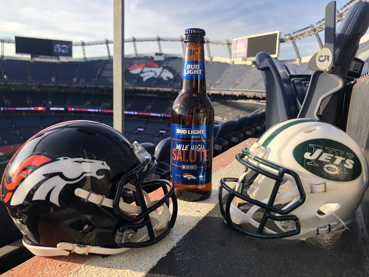BroncosBudLight's tweet photo. WELCOME. BACK. BRONCOS COUNTRY! https://t.co/VVjJupAfEH