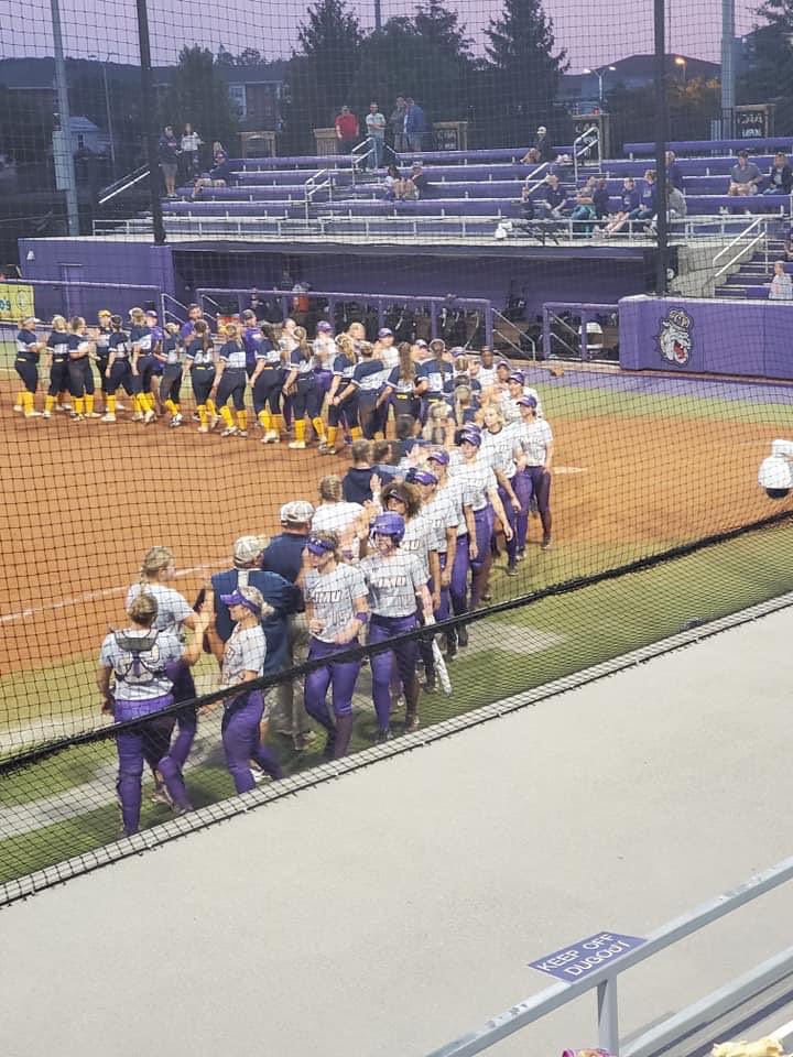 E&H Softball tweet media