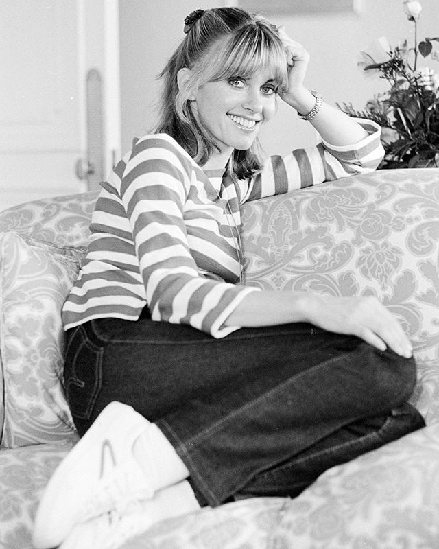 Happy Birthday to the wonderful Olivia Newton-John! She has the face of an angel, and she sings like one too! 