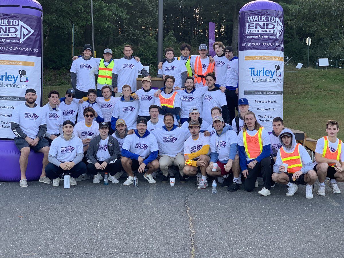 WNEU_MIH's tweet photo. Awesome morning at the #WalkToEndALZ

Thanks to @alzheimersmanh for involving @WNEU_MIH!

#EndALZ #PaintItGold👐 https://t.co/NRpzMOwGz1