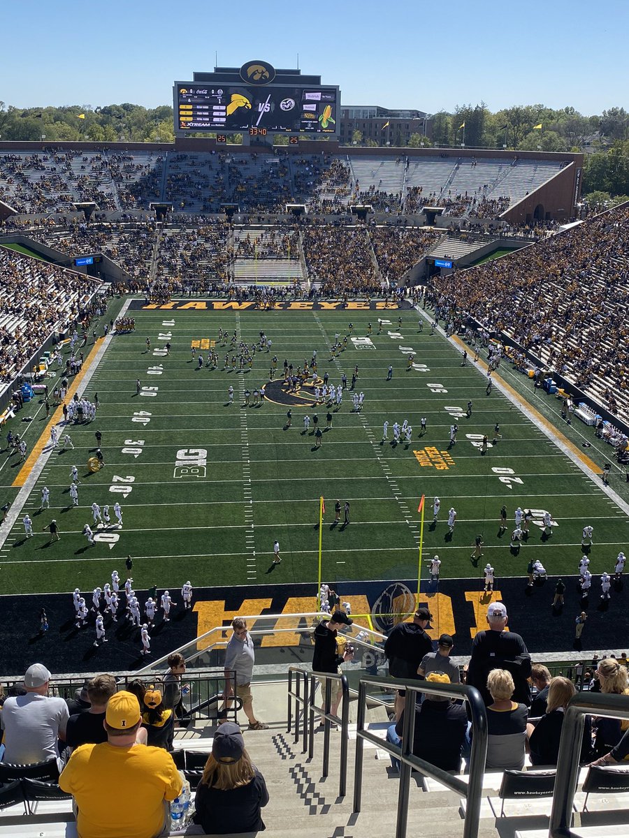 SZebuhr's tweet photo. Beautiful day for some football and a win #iowafootball https://t.co/wOMrYmv3Z5