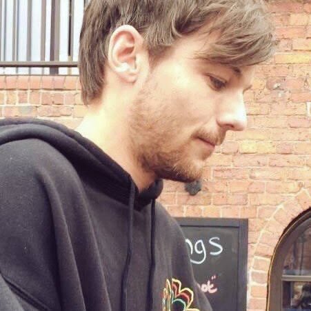 best louis pics (@louist_pics) on Twitter photo 