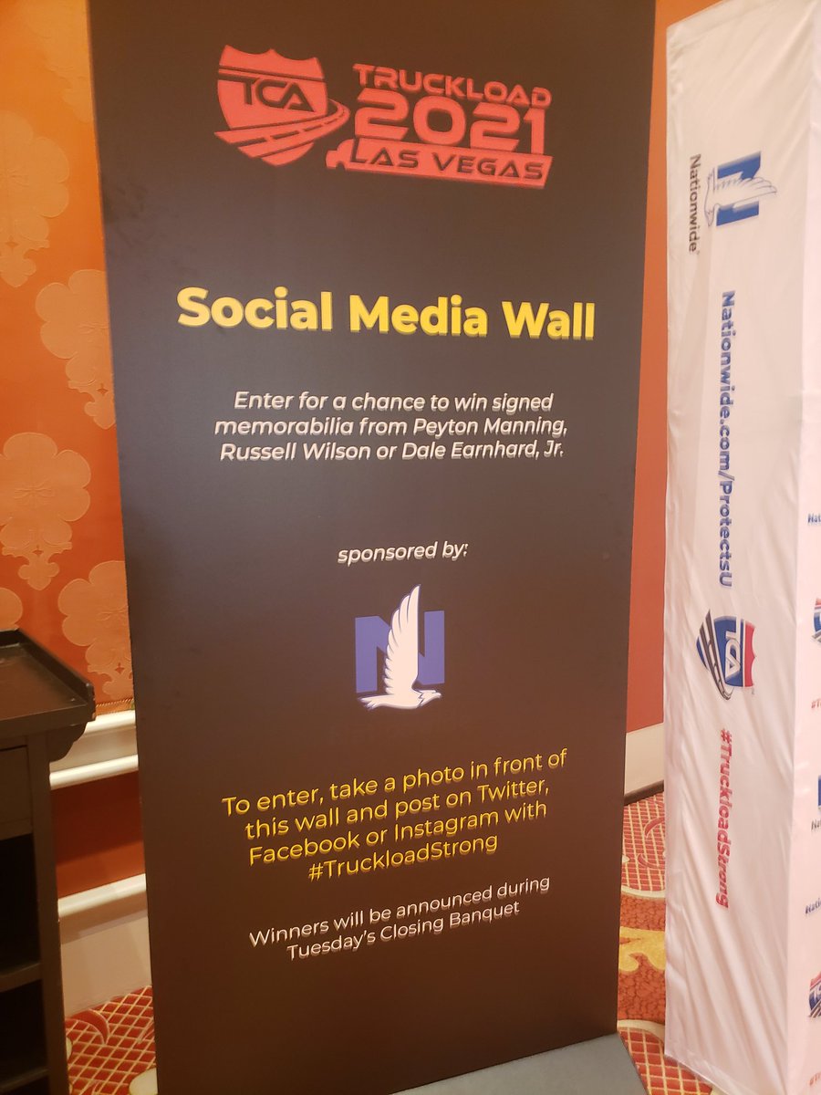 Let's show how many #truckdrivers are on #socialmedia by ReTweeting our posts from #2021TCA #TruckloadStrong