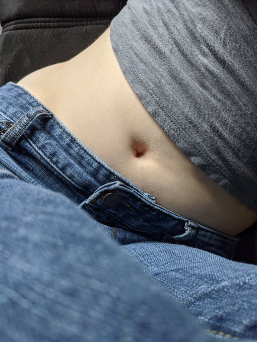 Working on filming a super hot new vid for our onlyfans today! We'll activate the sale for reaching 1k<a href="/tag/belly"class="tags"><span>#belly</span></a><a href="/tag/bellybutton"class="tags"><span>#bellybutton</span></a><a href="/tag/tummy"class="tags"><span>#tummy</span></a><a href="/tag/navel"class="tags"><span>#navel</span></a>