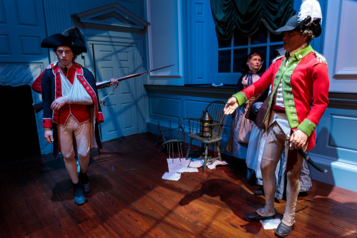 AmRevMuseum's tweet photo. #OnThisDay in 1776, the British Army captured Philadelphia, the Revolutionary capital at the time.

Within hours of capturing the city, British troops seized the Pennsylvania State House, and used the building as a prison for American officers and a barracks for British soldiers. https://t.co/oC2jPZd3vb