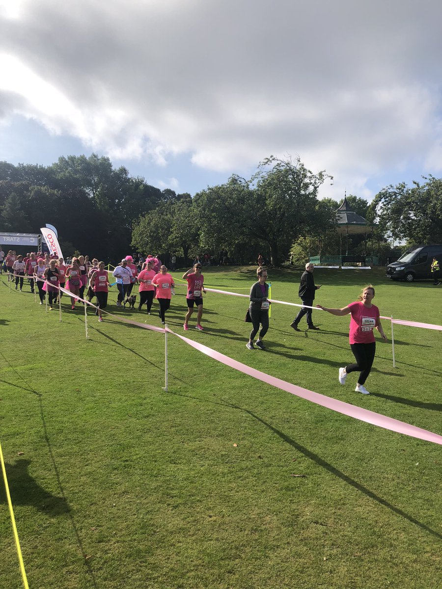FitFactoryAbc's tweet photo. Very proud of the Mrs today, hates running but got the job done in style &amp; raised a good few quid for cancer research 👏👏👏 https://t.co/Oc8Rhd3vd6
