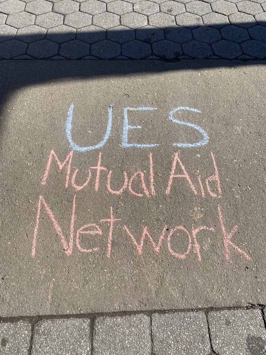 DCInbox's tweet photo. This is a great way to do a Sunday. And with two of the best little helpers. #mutualaid #cleanapark #ues #nyc @UESMutualAid https://t.co/bvzOICnClG