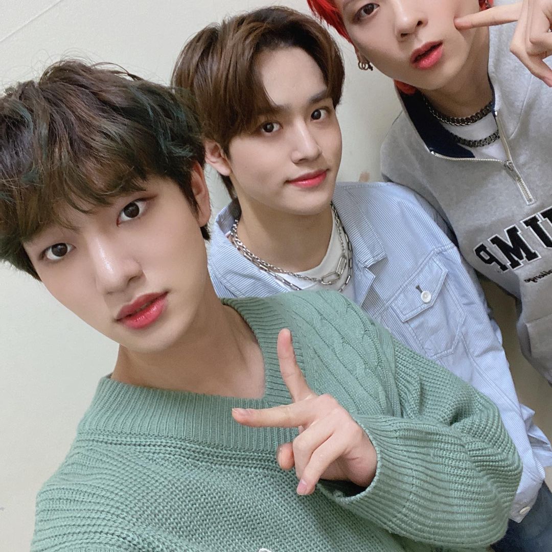 koi_bitto's tweet photo. trio(?) GEM from Samarinda, Indonesia 🤟
with @viyeou &amp; @seongjunis

#GSD #GemSelcaDay #19MonthsWithMCND
#MCND #엠씨엔디 @McndOfficial_ https://t.co/k7Tq5vr4tF