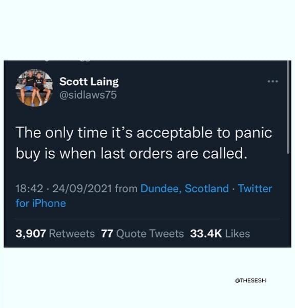 Let’s be honest here. Everyone rushes to bar when it’s called 😂 #fuelshortage #fuelshortages #panicbuying #pub #alcohol #nopetrol #stupid #stupidity