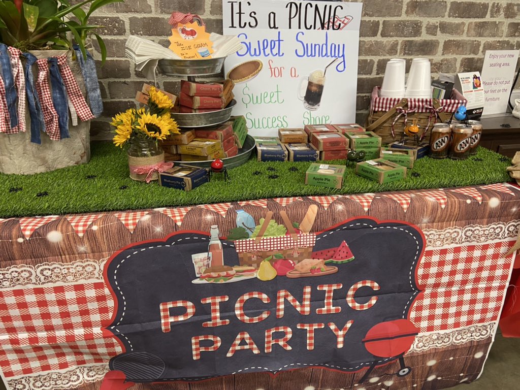 Cynthia Foster tweet media