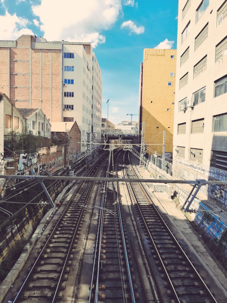gorayni's tweet photo. A sunday afternoon walk in Poblenou https://t.co/fezUmdtzWJ