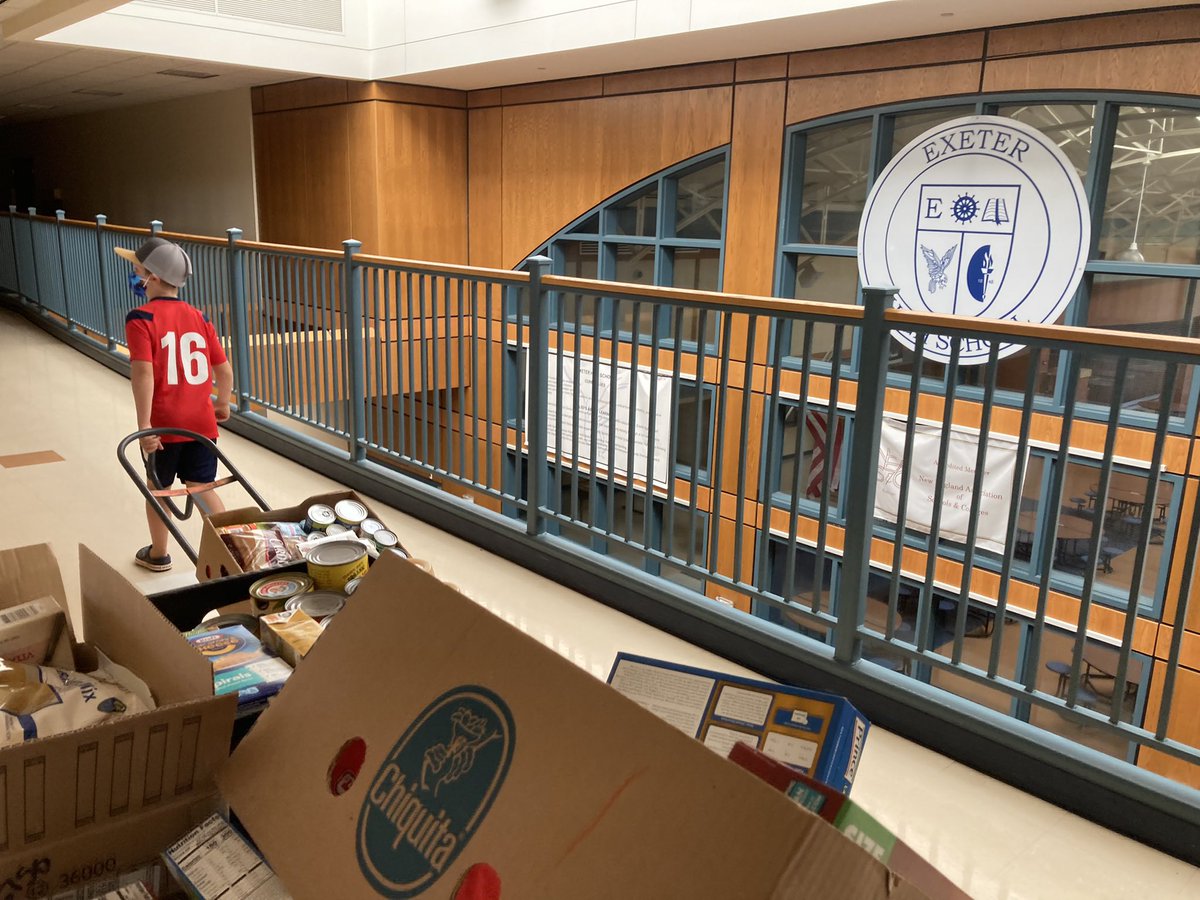 Coop getting in on the action helping #nhtackleshunger and St. Vincent DePaul this homecoming weekend! Thousands of items donated, thank you to all the fans who brought donations and <a href="/EHSsenate/">EHS senate</a> for coordinating another successful event!