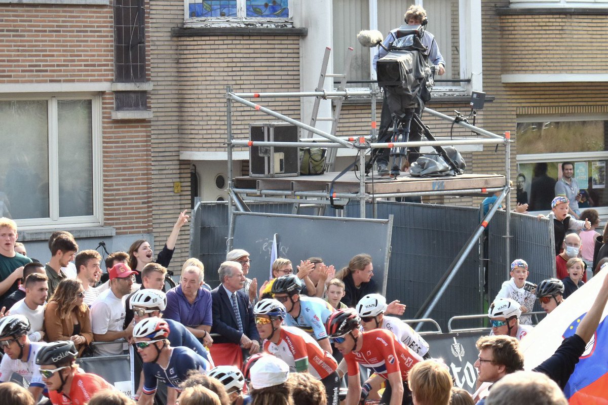 Pics - 2: #Eurolinx Moto and helicopter OB teams with #EMG in action with huge crowds for the Men’s Elite Race at the #UCIWorldChampionships in Leuven, Belgium. @UCI_cycling #outsidebroadcast #Flanders2021