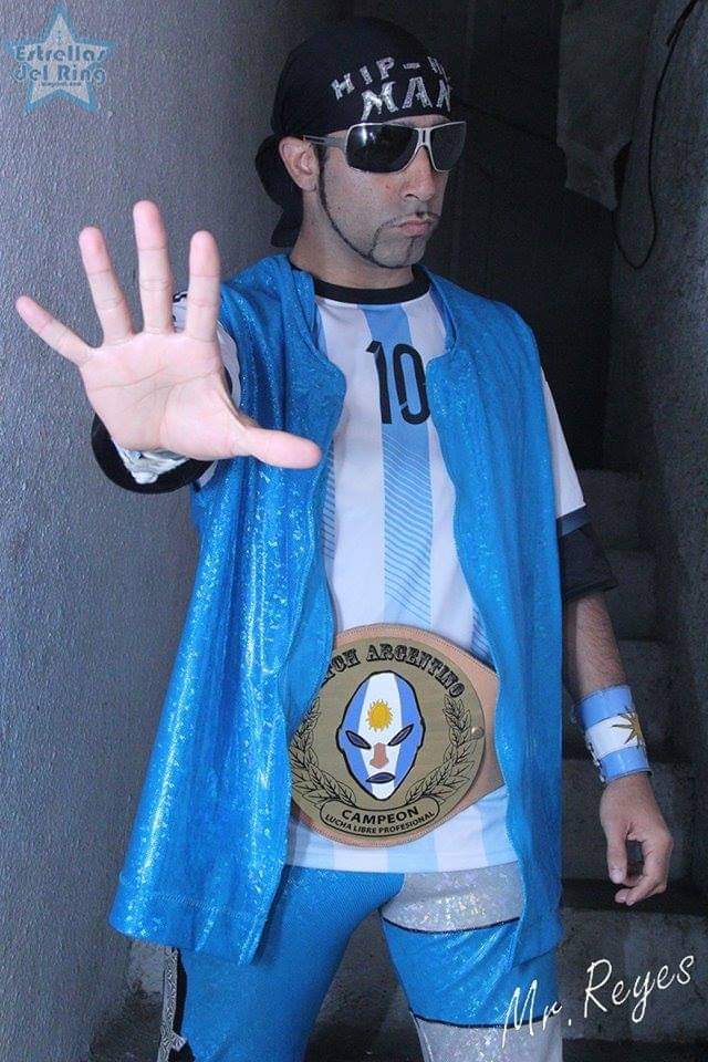 danyhiphopman's tweet photo. Foto de hace 7 años. #Argentina #LuchaLibre #Sencillitos https://t.co/tWgKreywRv