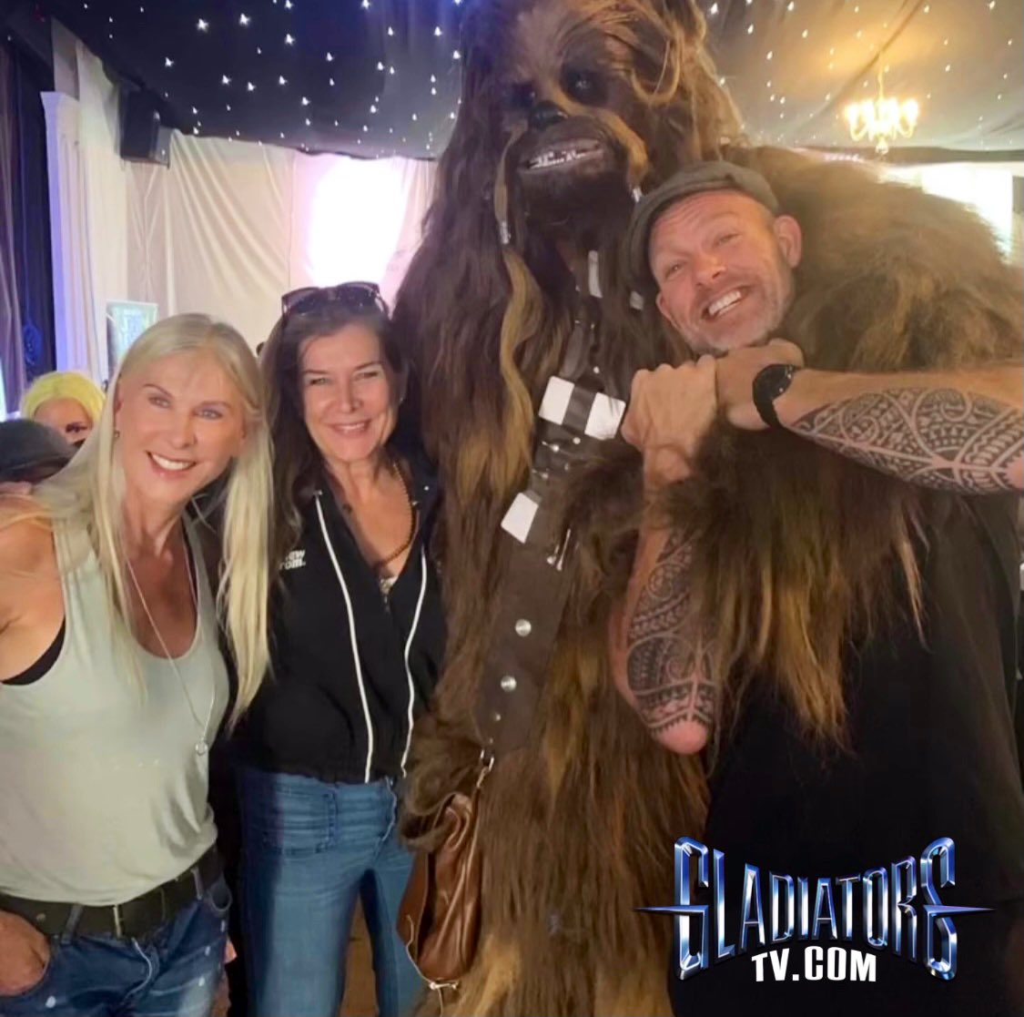GladiatorsTV's tweet photo. The @GladiatorsTV Reunion at Bath Comic-Con with Jet, Hunter, Cobra, Zodiac and Amazonβ¦ No that isnβt Wolf! π #bathcomiccon #gladiators https://t.co/3l2bgMkAO3