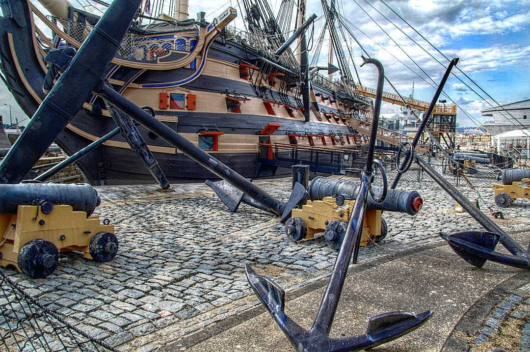 model_space's tweet photo. Have you ever seen the real HMS Victory? Check out these incredible photos, taken by frankschnabel1 in Portsmouth!

#modelspacecommunity #ship #hmsvictory #portsmouth #history https://t.co/BkNMmeFnjT