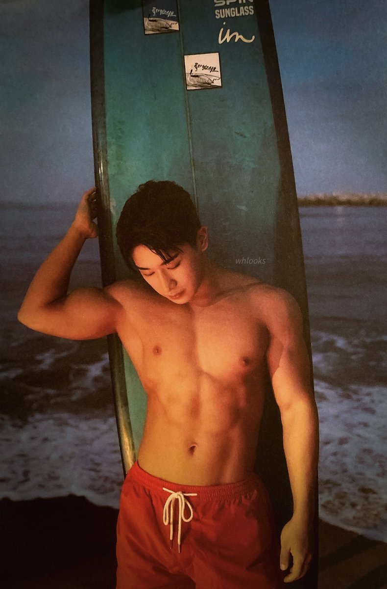 WHLOOKS's tweet photo. #원호 @official__wonho https://t.co/JuWMAQSt3o