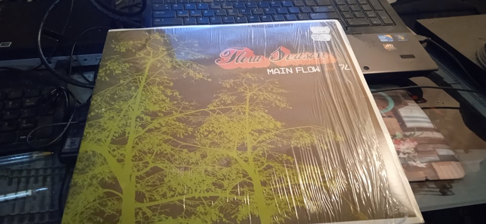 StoryHip's tweet image. Σαν σήμερα πριν από 15 χρόνια ο Main Flow (πρώην Mood) και ο 7L ένωσαν τις δυνάμεις τους για τις ανάγκες του &quot;Flow Season&quot;. 
#MainFlow #Main_Flow #Mood #7L #FlowSeason #Flow_Season
youtube.com/watch?v=OQgAPK…