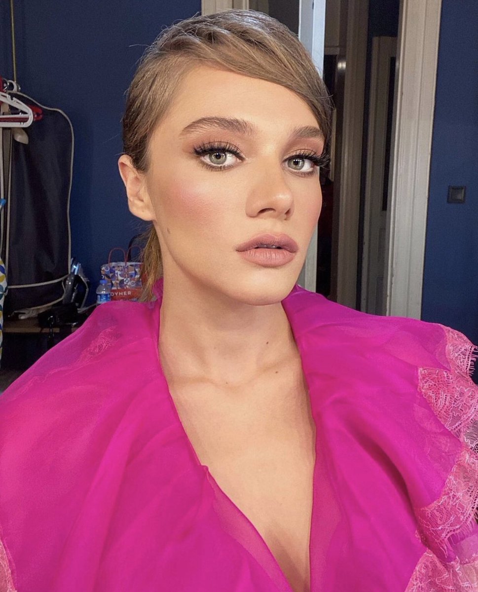 MirayLATAM's tweet photo. Belleza 💖🔥

#MirayDaner https://t.co/It0MZmIWO0