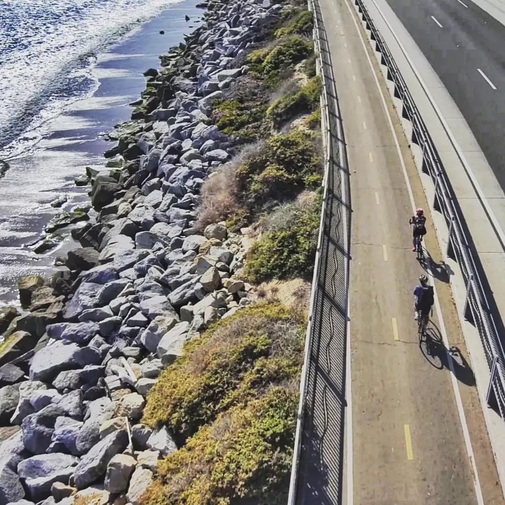 CountyVentura's tweet photo. Great day for a cycle, roll, or stroll in #VenturaCounty, especially as the temperatures cool! Ventura County Parks has 26 parks &amp; day use areas and 4 trails to explore. Find your next adventure at https://t.co/FZJFtaMC8P. Happy Sunday everyone! 📸thecyclingceo https://t.co/RHdrCagWSu