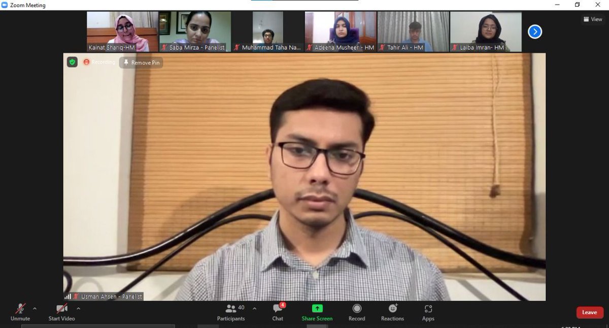 HMustaqbil's tweet photo. We have successfully wrapped up the session of the first theme of the #Skillshareweek, '#PrimeProfessionalism', today on 26th September, 2021. It proved to be a highly informative and productive talk. Essential skills regarding CV-making and the interview process were shared. https://t.co/qauKG3DATd