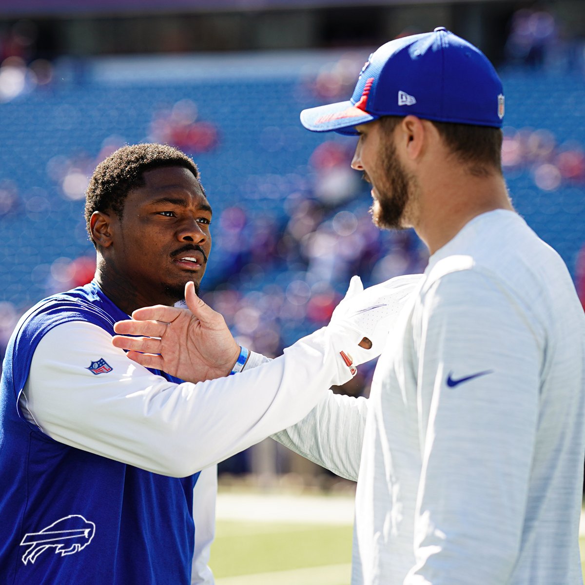 BuffaloBills's tweet photo. Beautiful day for Bills football. ☀️

#WASvsBUF | #BillsMafia https://t.co/gYwHx89Xkv