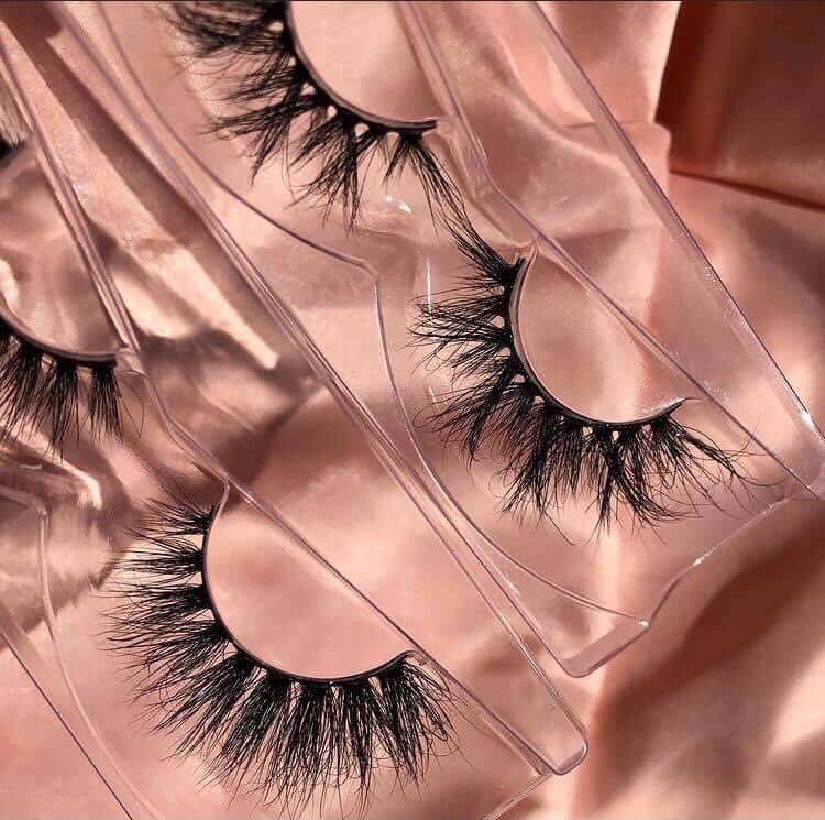 King_Calv0's tweet image. $10 Lash Sets 😍‼️25mm lashes, 20mm lashes, 5D, 4d, 3d mink lashes, lash brush and eyelash tweezers.

Plz visit our website ⬇️⬇️

lashesbyking.com✅🛍🔌🔌 #lashplugg #LBK
———————————————
#eyelashpackage#lashpackaging#eyelashpackaging#lashpackage#lashboxes#wholesalelashboxe