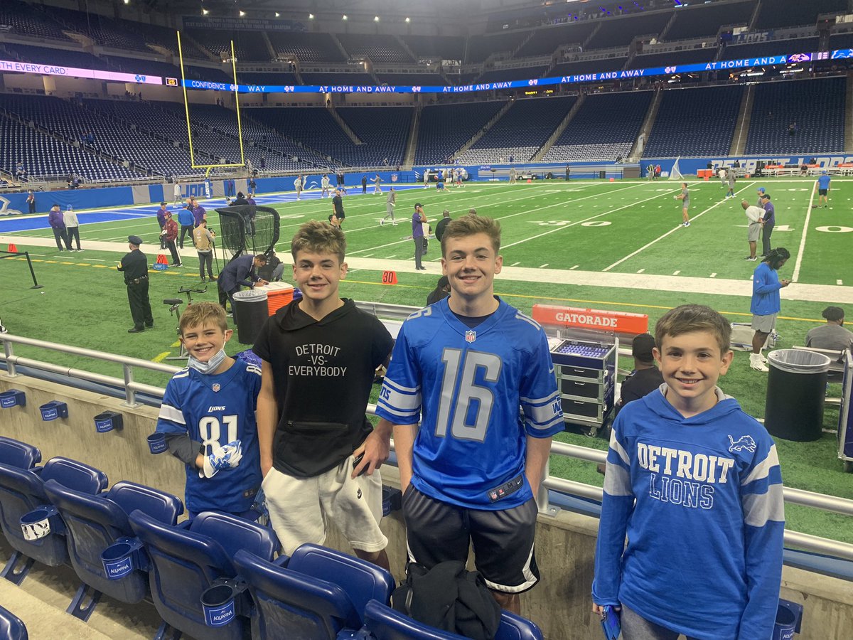 a_gleason8's tweet photo. #OnePride https://t.co/Lz637cwNMw