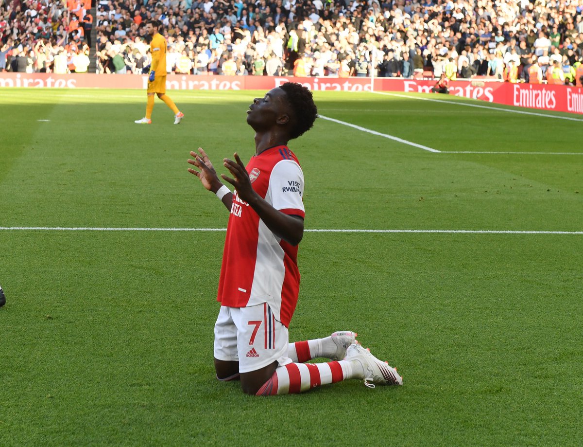 ⏰ 12' | @EmileSmithRowe 
⏰ 27' | <a href="/Auba/">AUBA⚡️</a> 
⏰ 34' | <a href="/BukayoSaka87/">Bukayo Saka</a> 

YES BOYS! 🥳

#ARSTOT