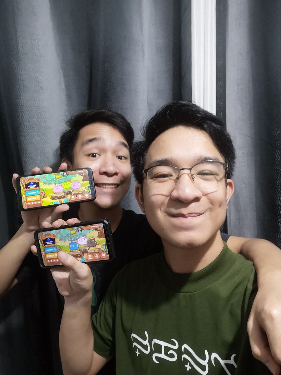 ladyphie's tweet photo. Recruiting 3rd scholar and surprise surprise they're identical twin! Welcome HTT Scholar #03 another Jay but different it's @PrinceJayvs enjoy the game!
#AxieScholarship #AxieInfinity #AxieInfinityScholar #HappyTeaTime https://t.co/hlT8asEjM3