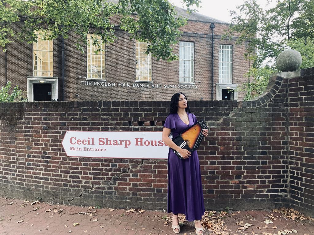 angelcakepie's tweet photo. It’s farewell for now to @cecilsharphouse as I complete my 5 day artist residency. Huge thanks to all at @TheEFDSS for all your amazing help & support - the journey of The Sorrow Songs is just beginning! #AlanJames CreativeBursary https://t.co/U0sId7Tijl