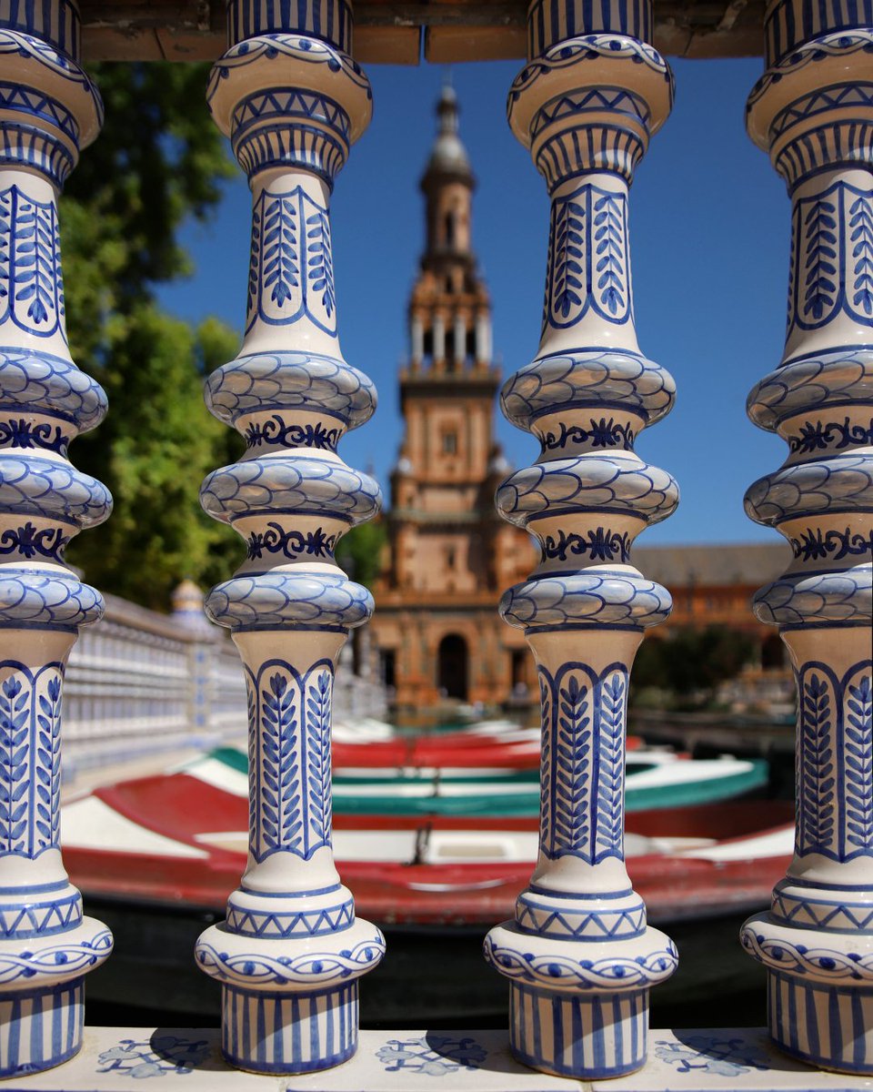 carlos_gotay's tweet photo. Art between balusters - Plaza de España - Seville
#sevilla #españa #seville #spain #city #cityscape #building #architecture #plaza #square #balusters #boats #picoftheday #photooftheday #photography #travel #traveldestination #travelphotography https://t.co/4N9Ih3WNdz
