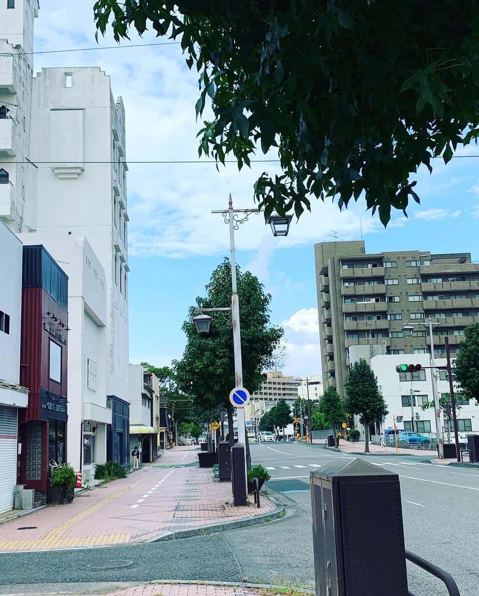 NAKATAHAJIME's tweet image. 間寛平芸能生活50周年＋1 全国ツアー　山口県宇部市に行ってきました。
化粧前近くの中條さん！
合間に近所を散策してきました。
長閑ないい街でした。
#新喜劇はじめ　#間寛平芸能生活50周年1記念ツアーいくつになってもあまえんぼう  #中條健一　#山口県宇部市