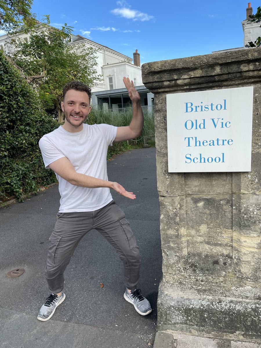 Feeling blessed to finally move down to Bristol today to start my acting course @BOVTS. Thank you to everyone who helped to make this happen xxx <a href="/ALWFoundation/">ALW Foundation</a> <a href="/MCR_Charity/">We Love MCR Charity</a>