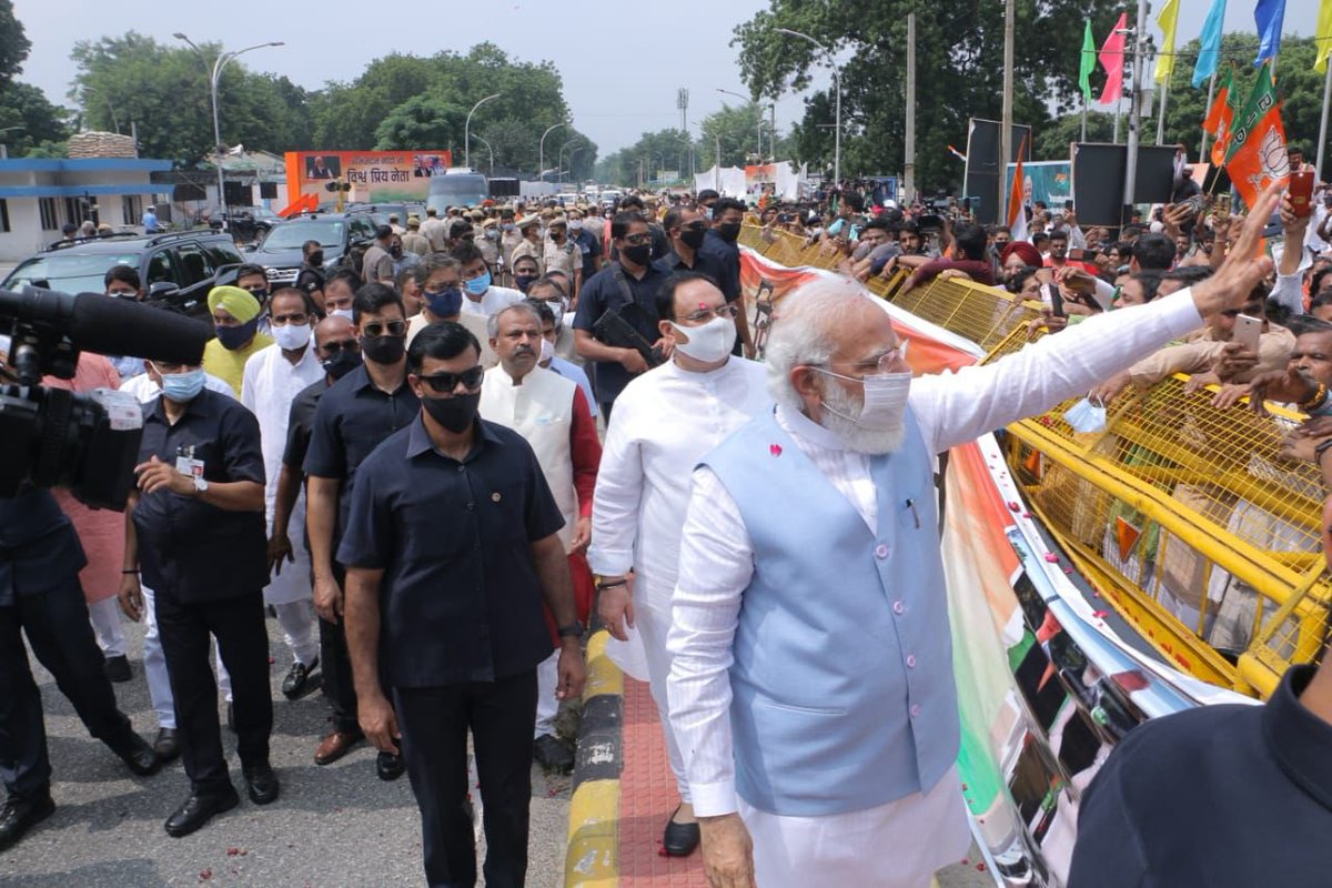RahulSh87072141's tweet photo. महानायक का स्वागत ऐसे होता है 🙏
#WelcomeBackModiji https://t.co/hbHY0onaiq