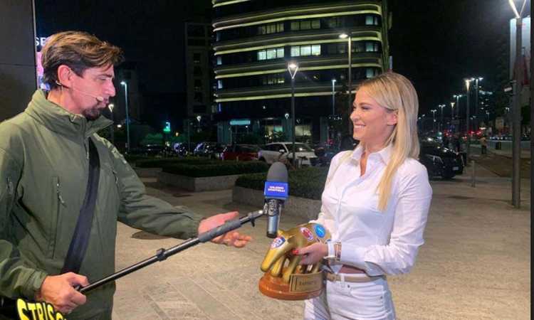 cmdotcom's tweet photo. Diletta Leotta: 'I problemi di Dazn? Se fosse per me sistemerei io tutte le antenne d'Italia' CHE FOTO! https://t.co/1Xwz2Pf8rO https://t.co/xpHqVs6QVR