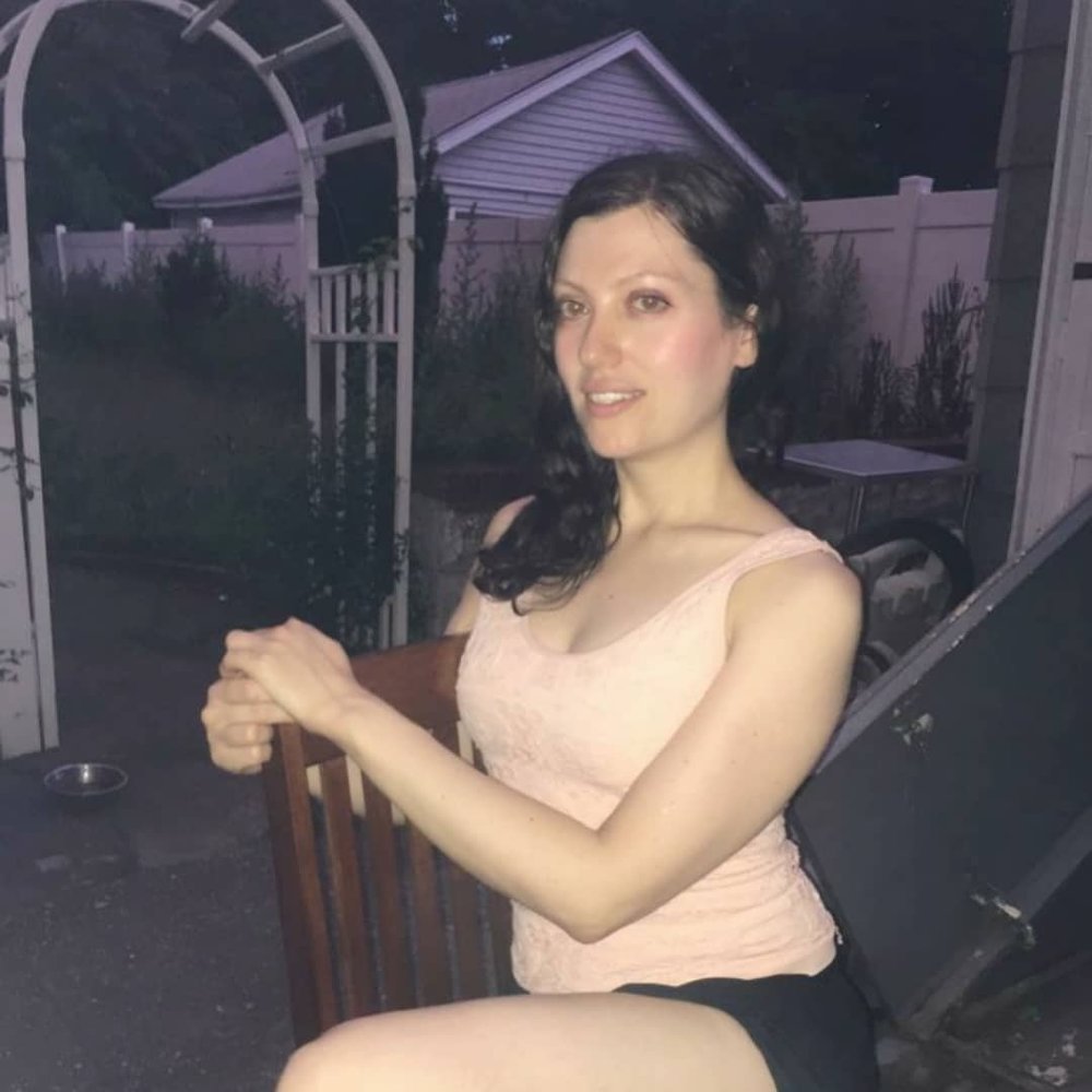 Nataliya77's tweet photo. Olga is searching for a man on the Finnish singles charts on our dating site. She speaks English. She wants to create a family and have children.
She likes figure skating, playing tennis, squash.
https://t.co/uZjutBtE2e https://t.co/aBBy0nwJVR