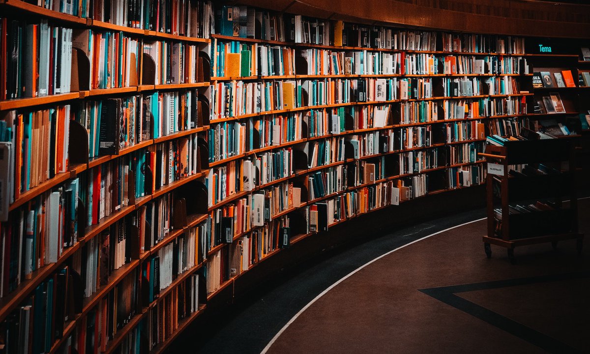 ReadersToEaters's tweet image. #GoodFoodReads! @foodtank
20 Books About the #FoodSystem to Read this Fall. #FoodLiteracy #FoodLiteracyMonth #FoodEducation #FoodCulture 
bit.ly/3AFhBDw