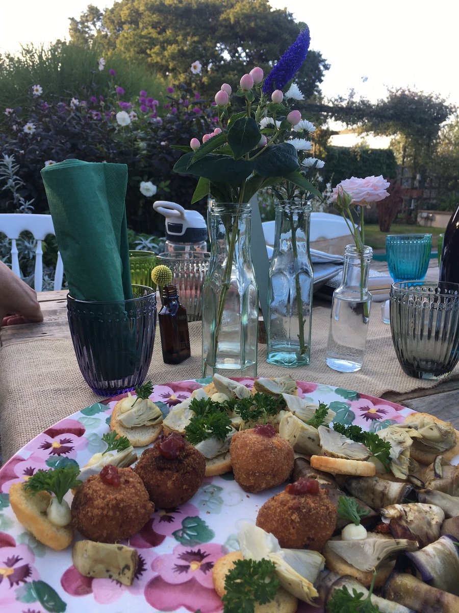 BlytheStringQ's tweet image. A most delicious time playing quartets for Andy &amp;amp; Sophie’s #wedding reception at hidden gem of a venue in #Beccles #Suffolk. @HensteadPavili1 #stringquartet